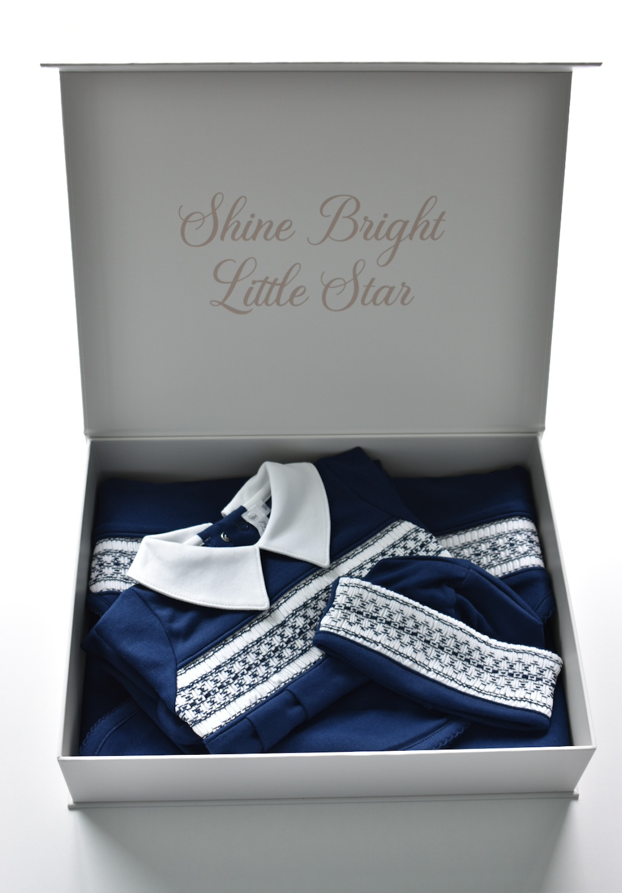 Heritage – Hand-Smocked Pima Cotton Gift Set